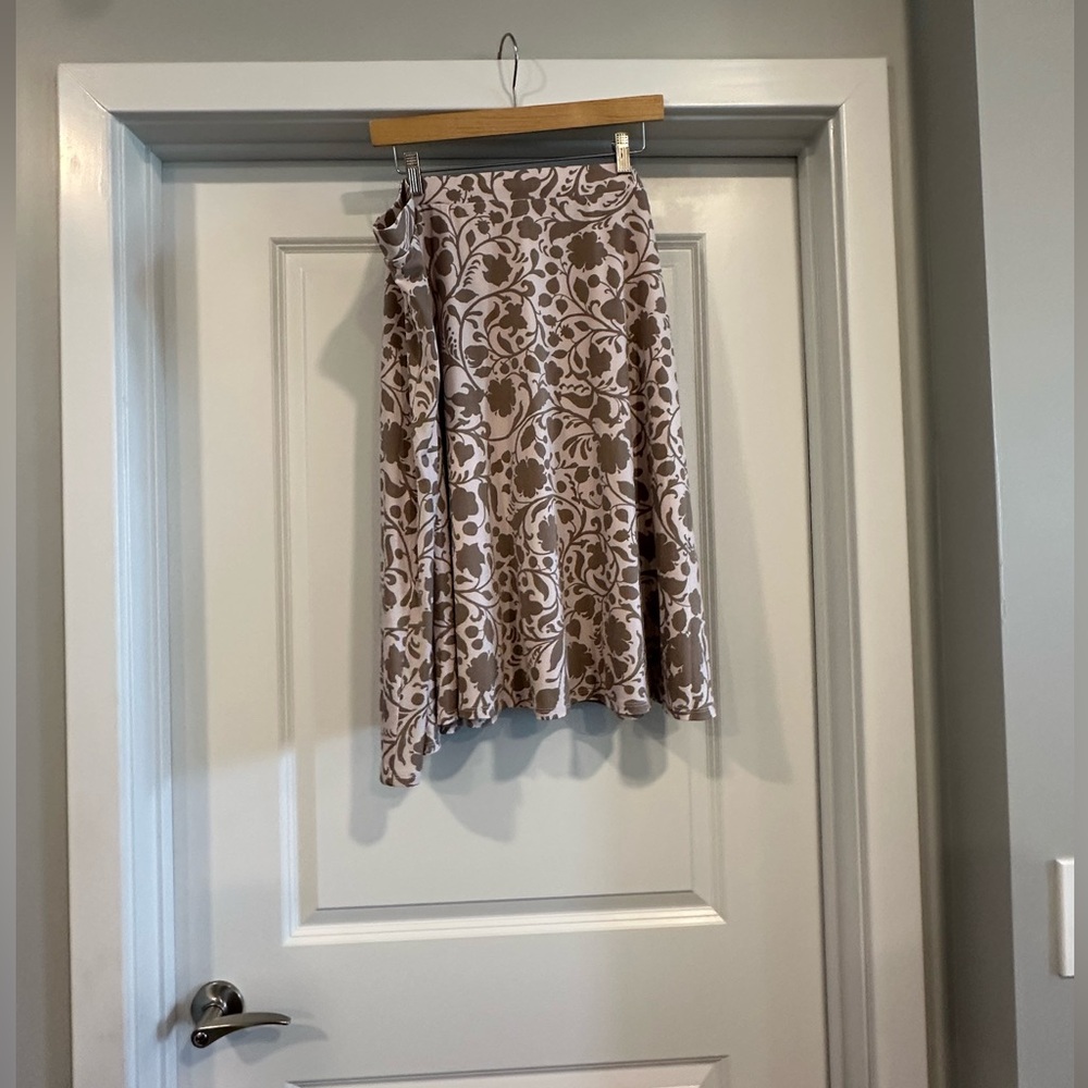 Gilli Beige Floral Skater Skirt